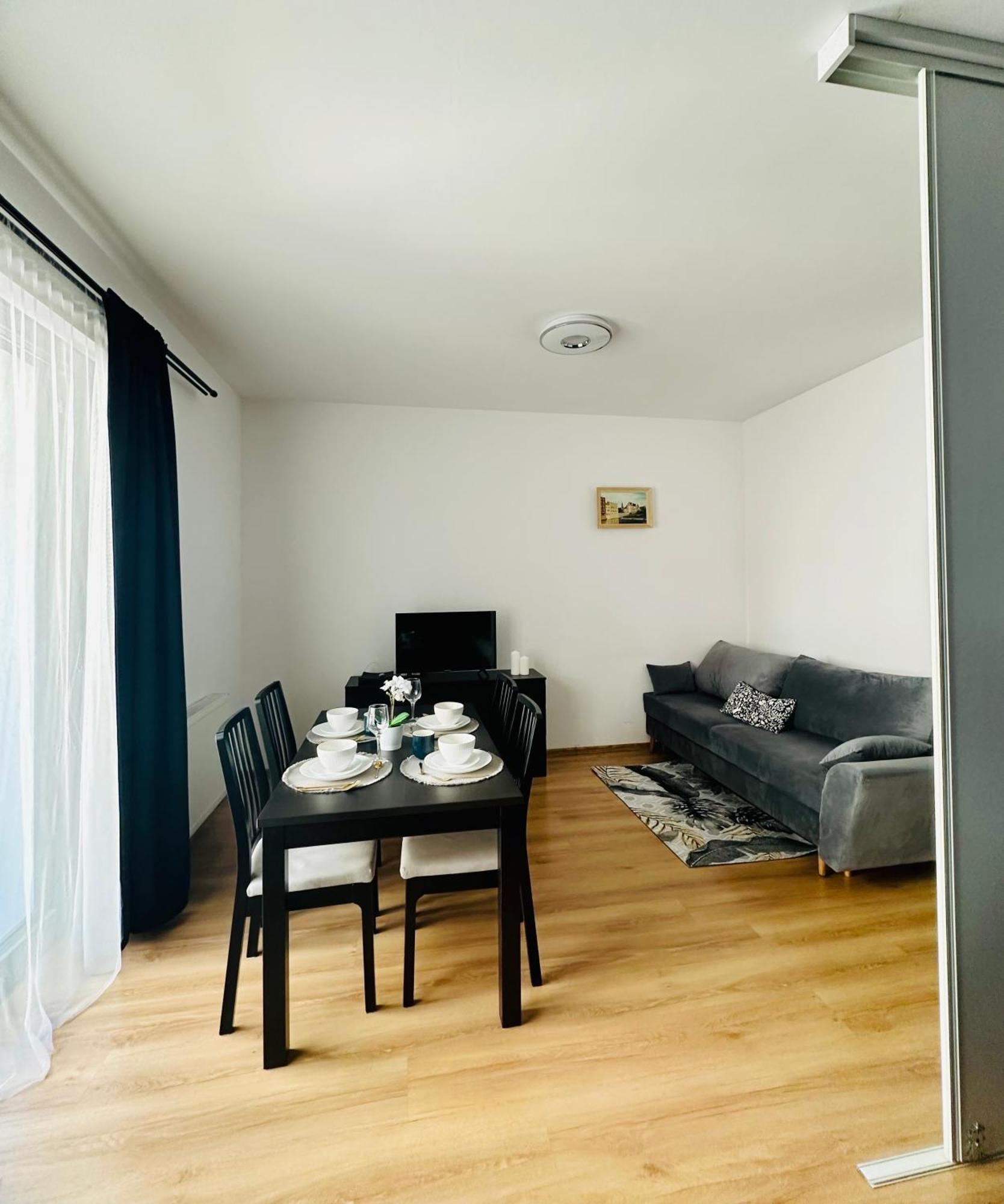 Male Garbary 8 Apartment Познань Экстерьер фото